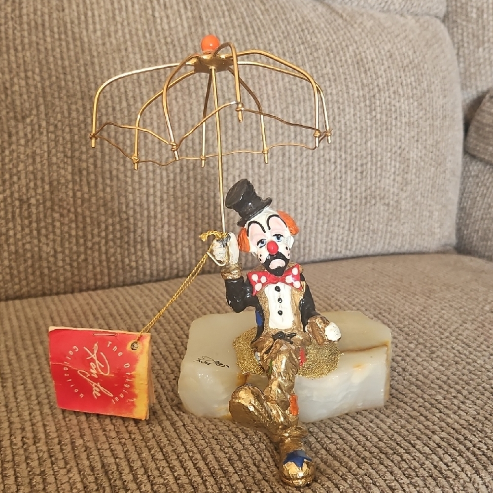Ron Lee Limited edition Hobo Clown with Umbrella Signed 1985